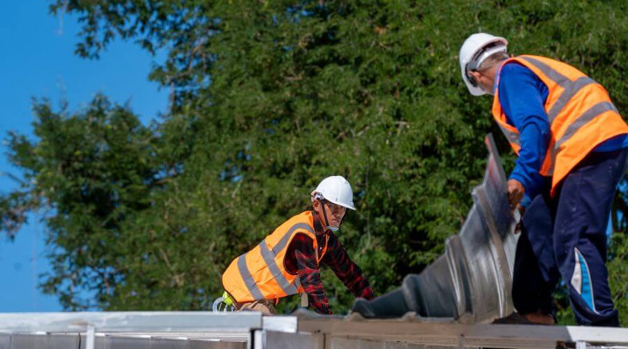 Expert flood damage restoration services in Thompsonville, IL